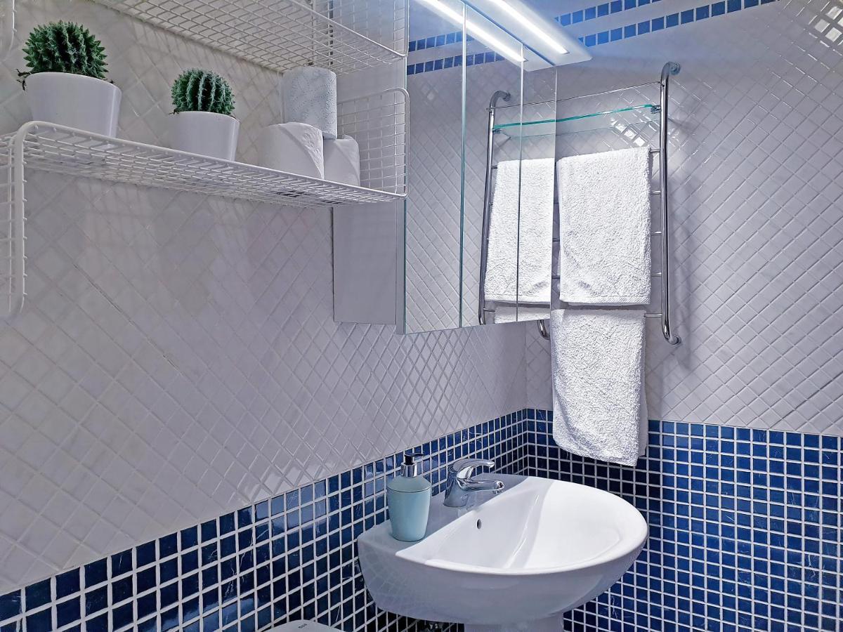 דירות סביליה Atico Con Terraza Privada מראה חיצוני תמונה